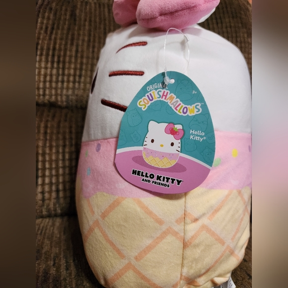 Squishmallows Hello Kitty Strawberry Ice Cream Plush Hello Kitty And Friends 12" - Picture 4 of 10
